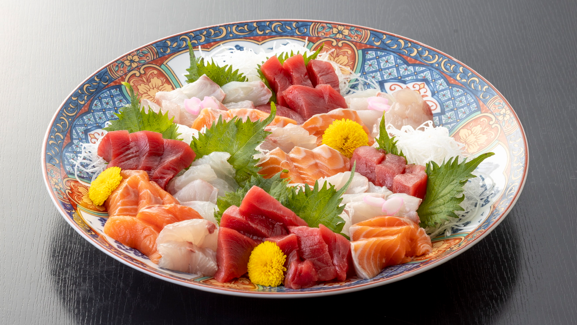 お刺身盛り合わせ