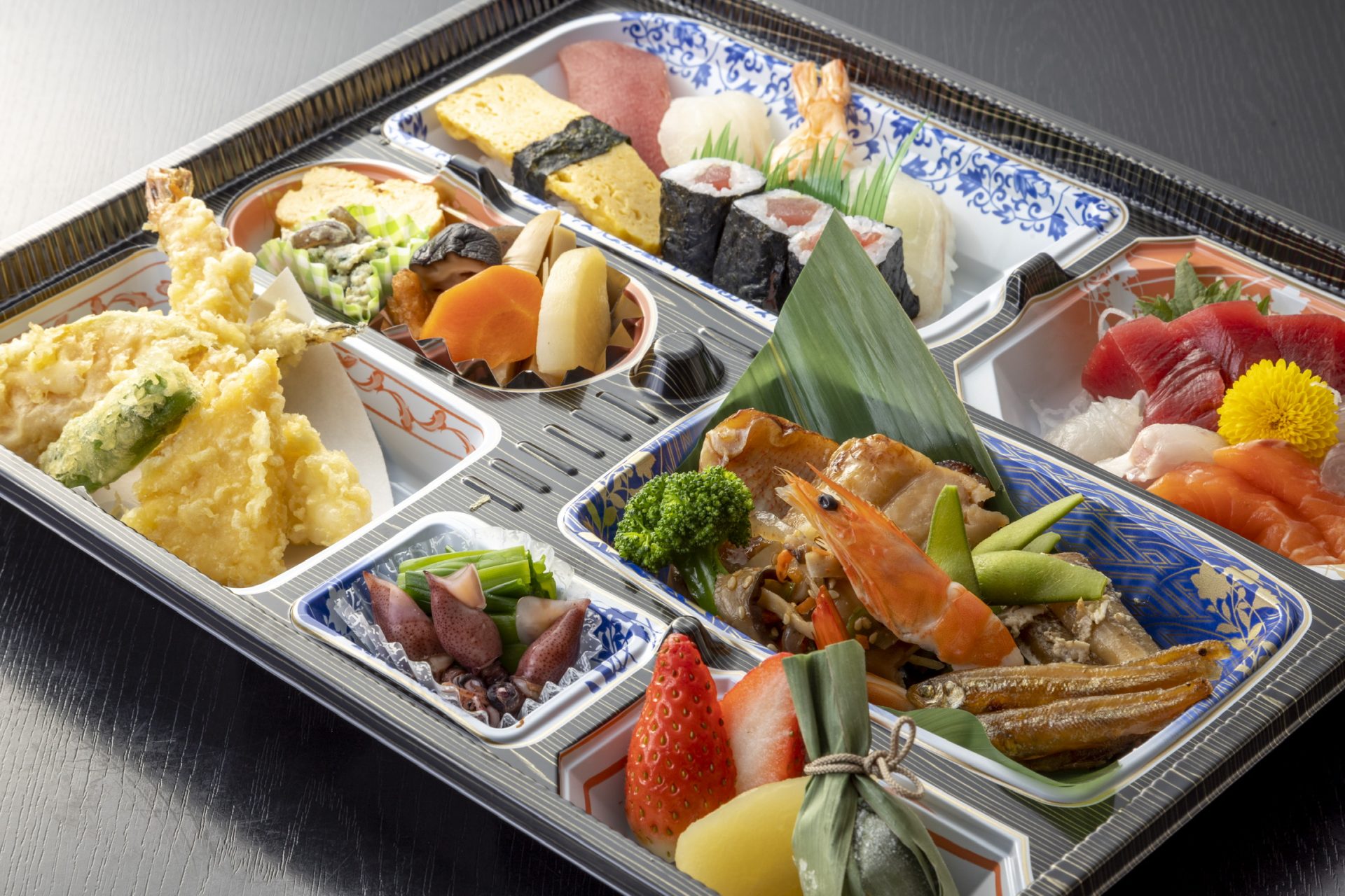 寿し入り割子　4,320円(税込)