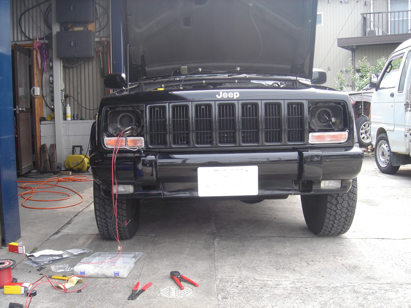 修理実績　チェロキー　ジープ