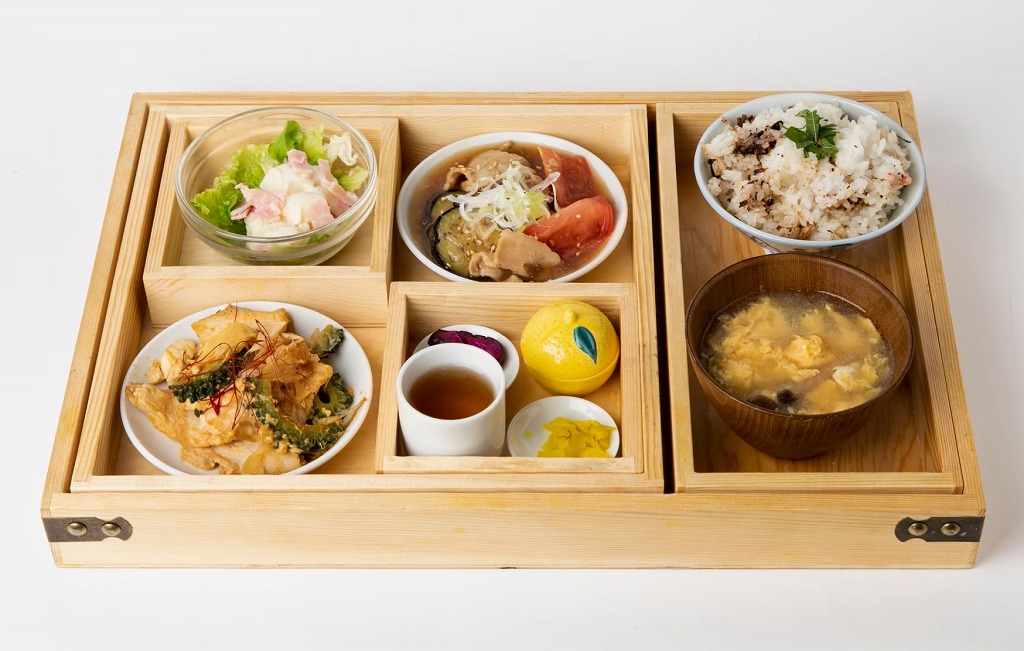 【豊田】ご飯からおかずまで好きなように選べる！ その数99通り以上「カフェTSUKUMO食堂 豊田本店」