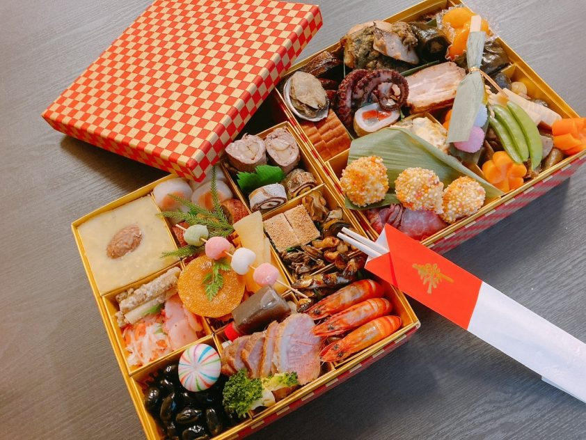 お節料理のご予約承り中