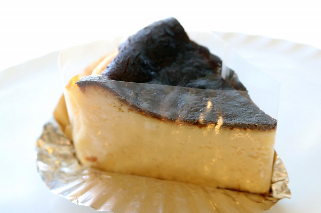 バスクチーズケーキ