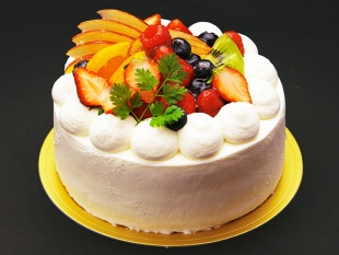 フルーツ全体のせ

季節のフルーツをふんだんに盛り合わせたトッピングです。
12cm：2,300円　/　15cm：3,230円
18cm：3,890円　/　21cm：5,220円
24cm：7,420円　/　27cm：10,160円
30cm：14,000円