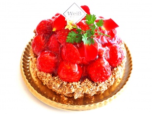 イチゴのタルト

イチゴがたっぷりのったサクサクしたタルトです。
※前日までのご予約が必要です。
12cm：2,400円　/　15cm：3,200円
18cm：3,660円　/　21cm：4,220円
24cm：5,670円