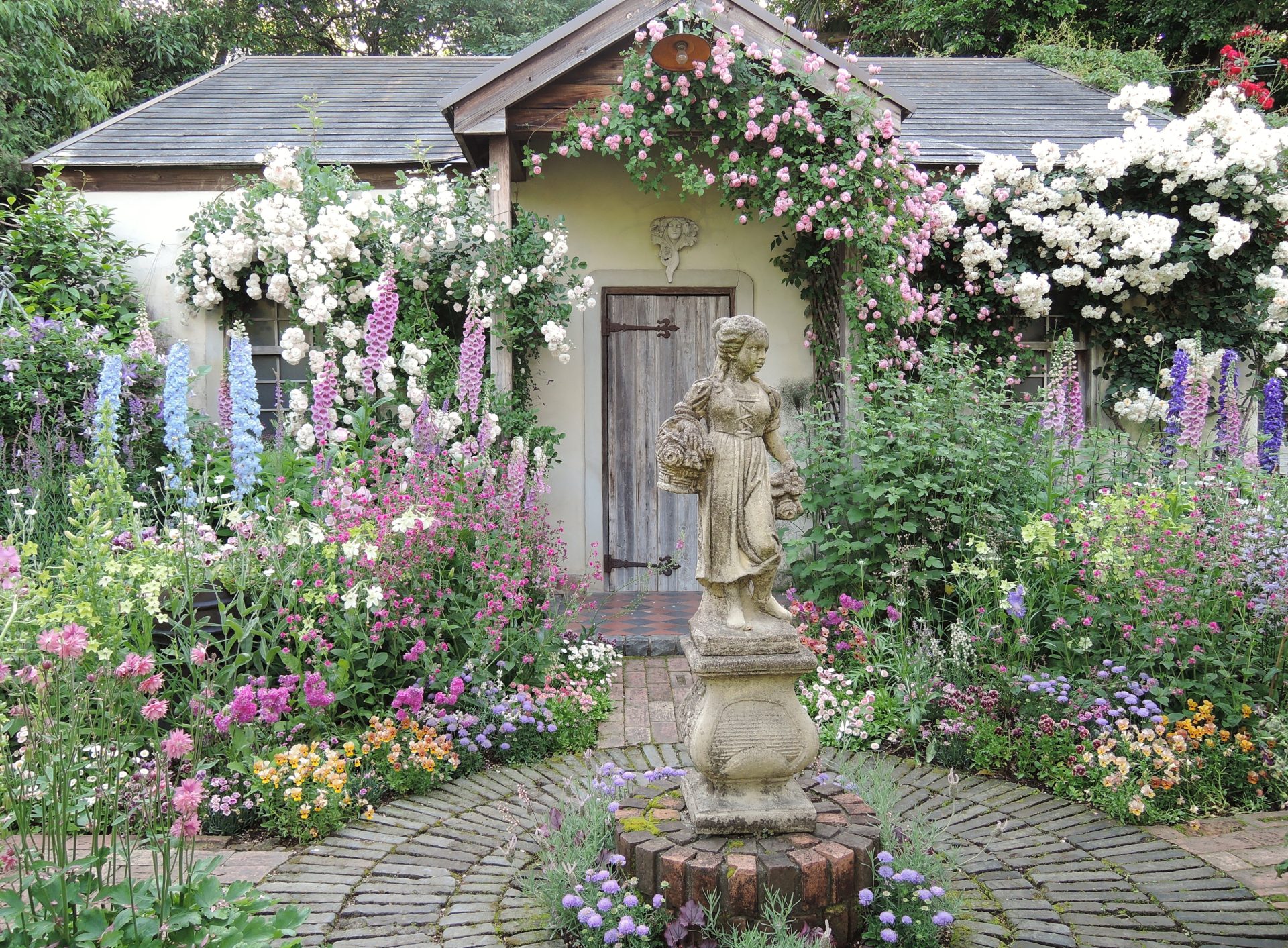 株式会社豊田ガーデン、ガーデニングミュージアム花遊庭