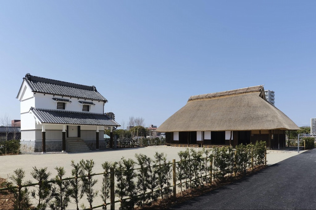 むかしの家と土蔵