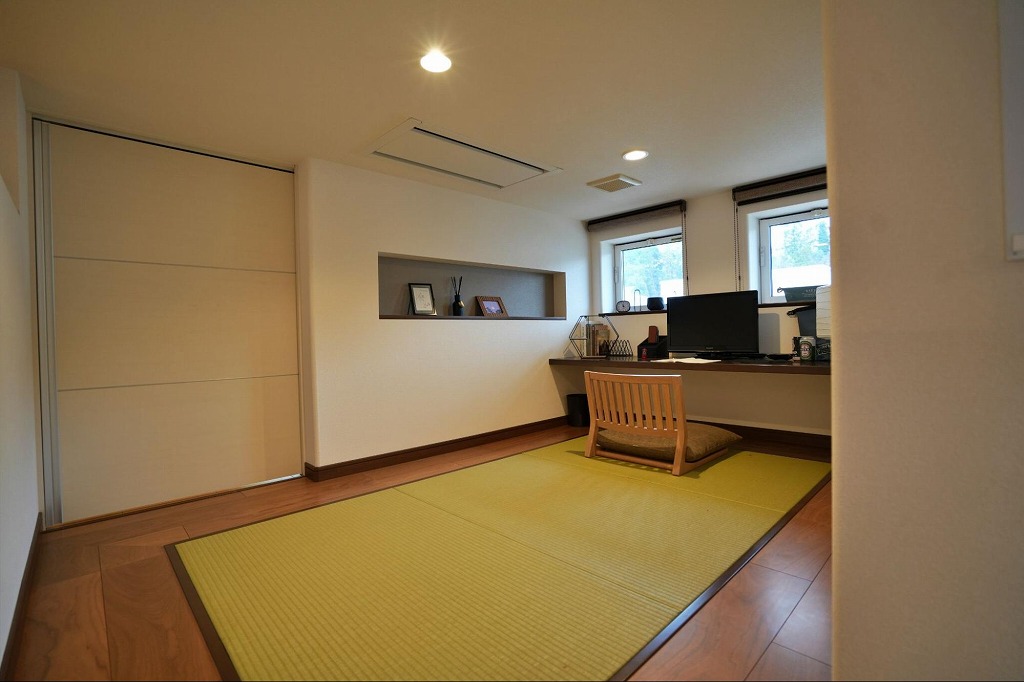 和室の「天空間」はリモートワークや趣味の部屋など多彩な使い方ができます