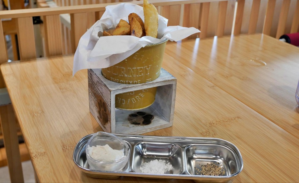 ポテト（734円）