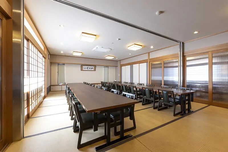 最大50人まで対応可能の大広間